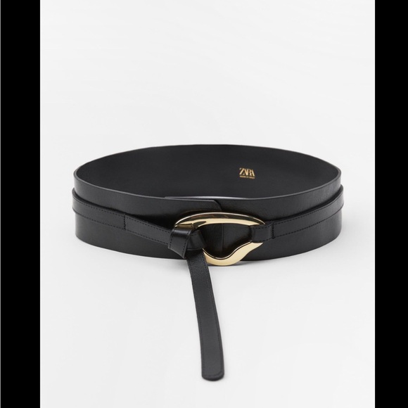 Zara Accessories - Zara Elegant Black Belt with Gold Accent